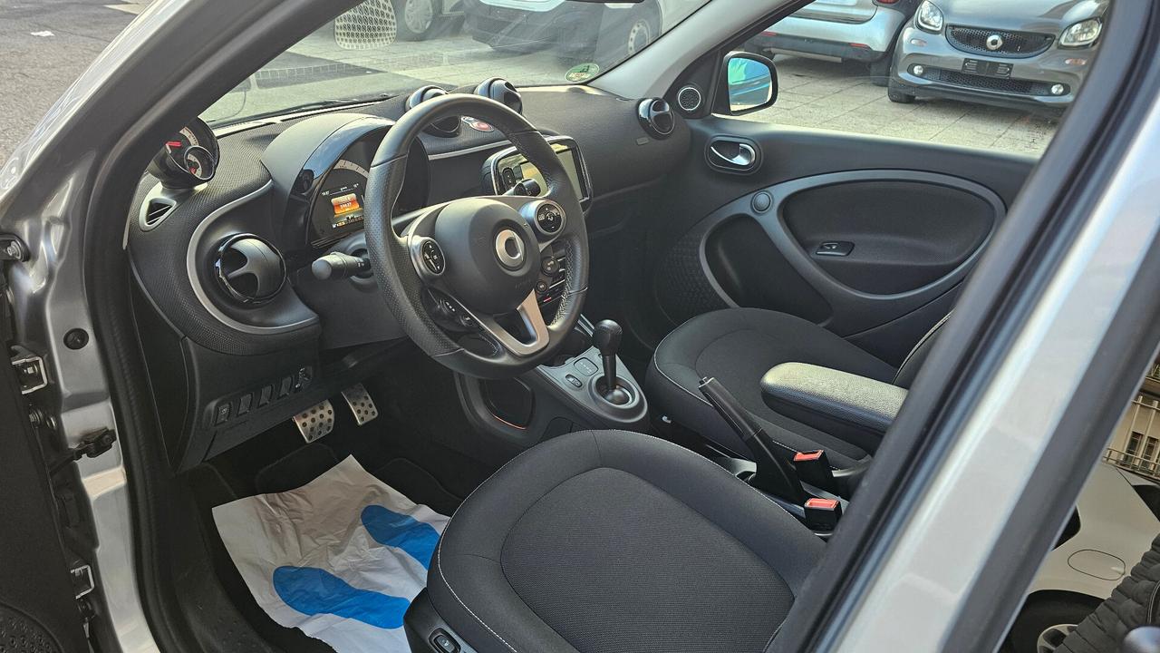 Smart ForFour 90 0.9 Turbo twinamic PASSION CABRIO PACK SPORT TAGL UFF NAV ANDR