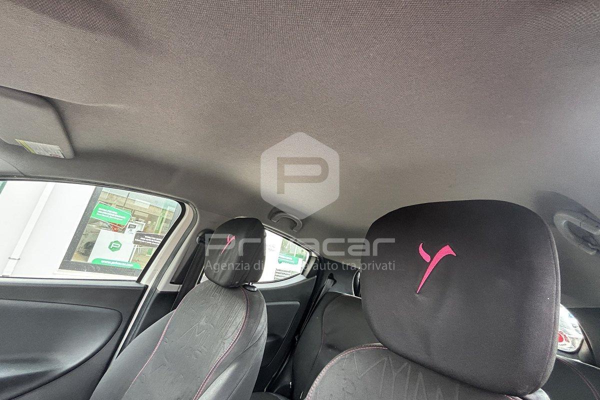 LANCIA Ypsilon 0.9 TwinAir 85 CV 5 porte Metano Ecochic Elefantino