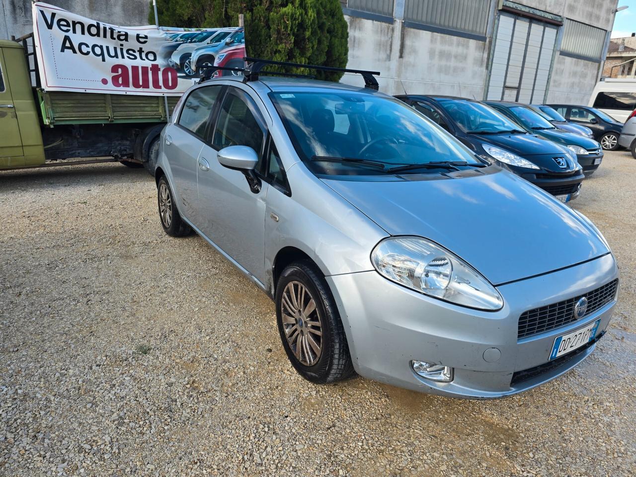 Fiat Grande Punto 1.3 MJT 75 CV 5 porte GANCIO TRAINO