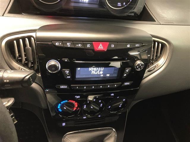 LANCIA Ypsilon 5 Porte 1.2 8v 69cv Gold c/CL E6