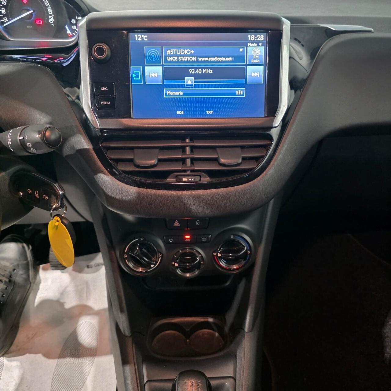 Peugeot 208 1.2 BENZINA EURO 6