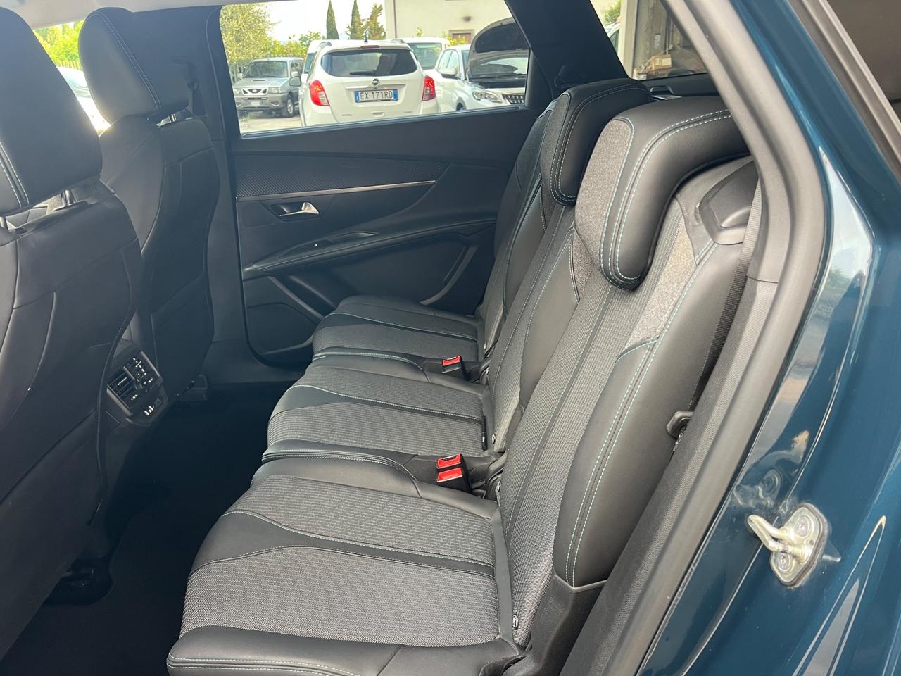 Peugeot 5008 BlueHDi 130 S&S EAT8 Allure Pack