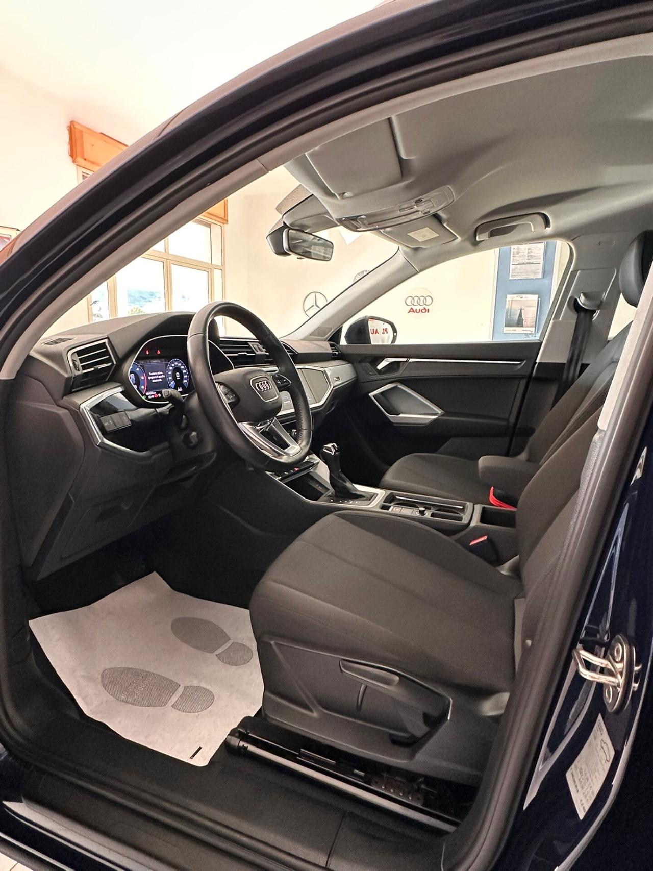 Audi Q3 35 TDI S tronic Business Advanced