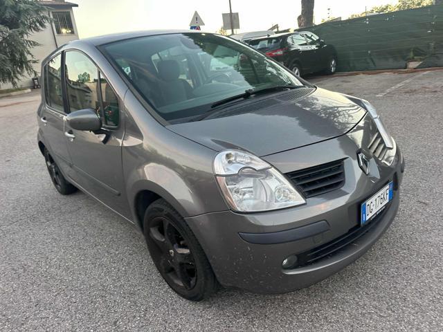 RENAULT Modus 1.5 dCi 85CV Luxe senza nessun lavoro da fare