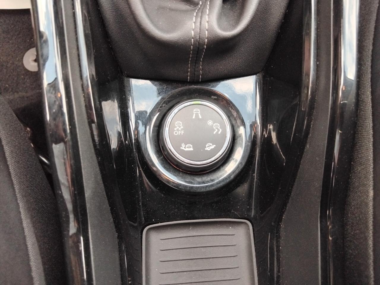 Peugeot 2008 1.6 Blue-HDi 120cv Allure