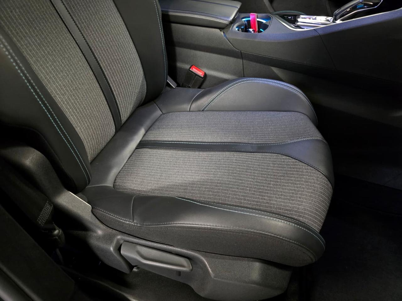 Peugeot 5008 BlueHDi 180 S&S EAT8 Allure Pack