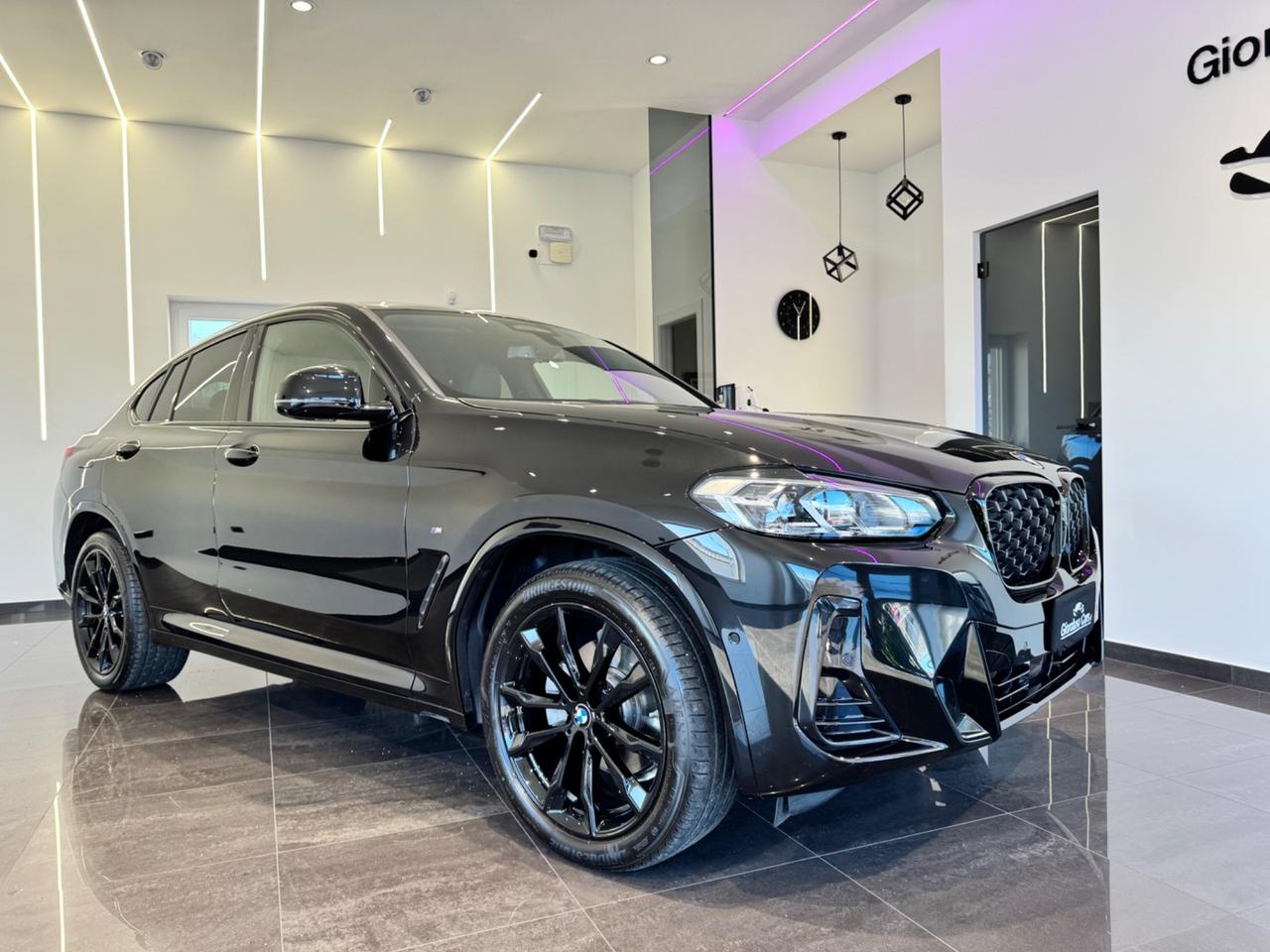 Bmw X4 xDrive20d 48V Msport black edition uff bmw