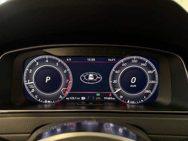 VOLKSWAGEN Golf GTI Performance DSG