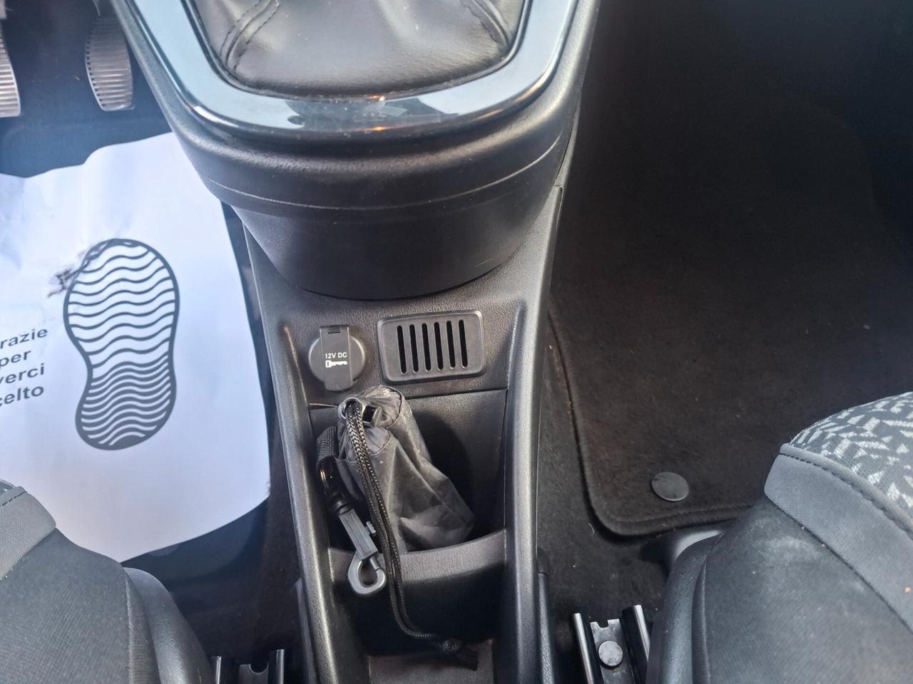 Lancia Ypsilon 1.2 69 CV 5 porte GPL Ecochic Gold neopatentati