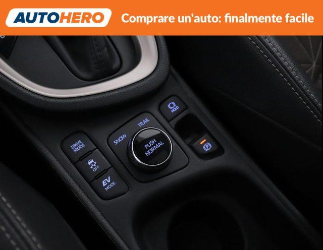 TOYOTA Yaris Cross 1.5 Hybrid 5p. E-CVT AWD-i Lounge