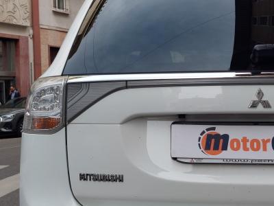 Mitsubishi Outlander phev 2.0 Instyle Diamond 4wd