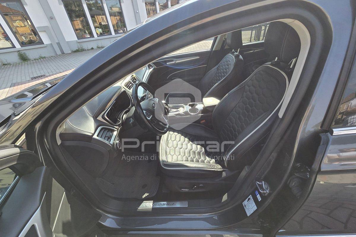 FORD Mondeo Full Hybrid 2.0 187 CV eCVT 4 porte Vignale