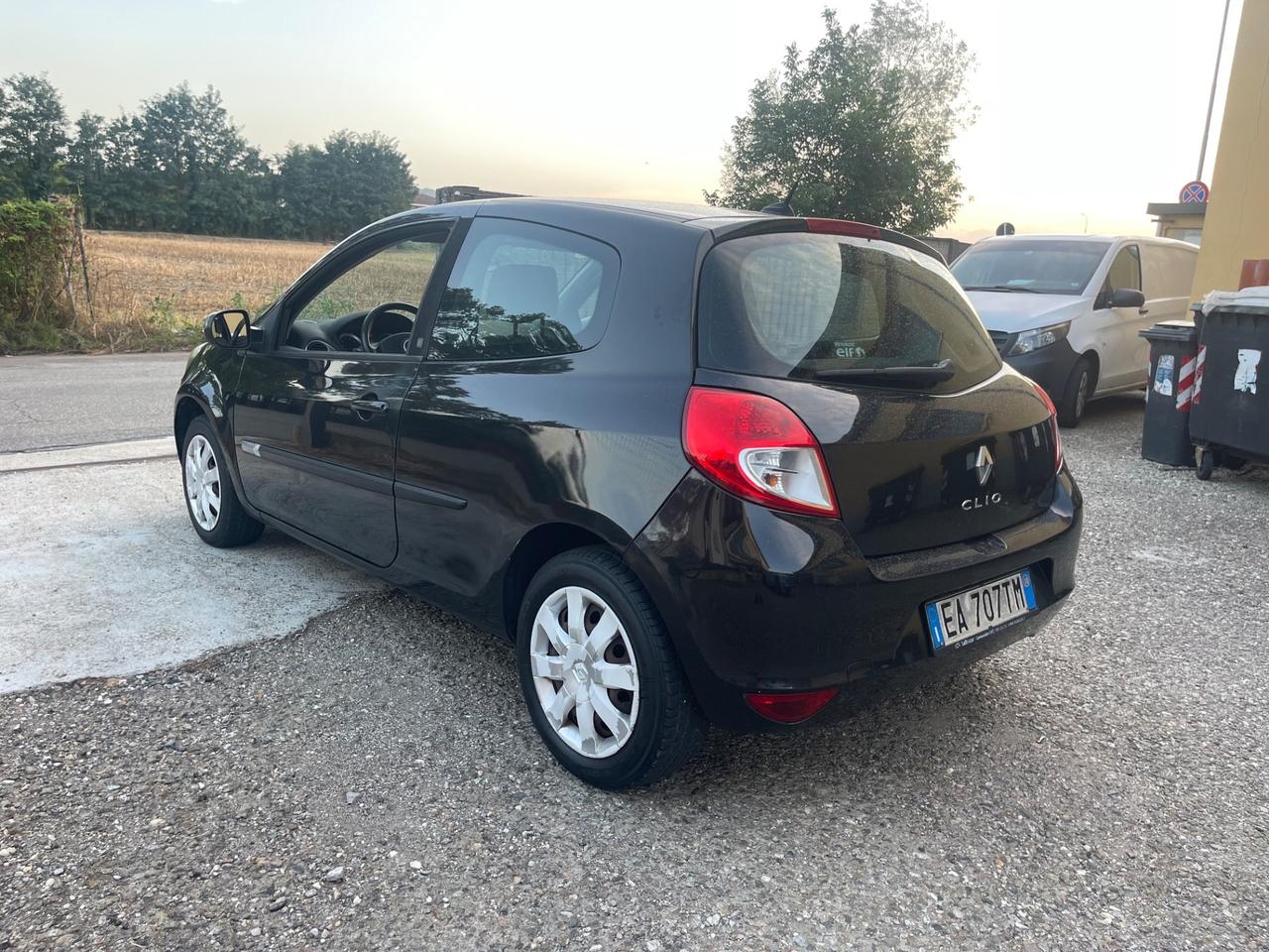 Renault Clio 1.2 16V 3 porte 20th Anniversario