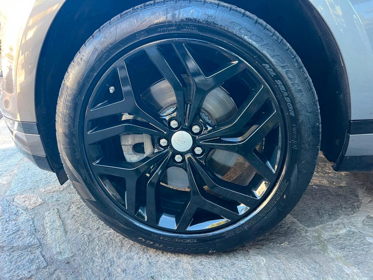 RANGE ROVER EVOQUE 2.0D I4-L.Flw 150cv AWD Aut R-Dynamic HSE