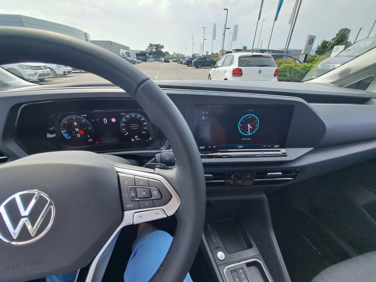 Volkswagen Caddy 2.0 tdi scr 122cv edition dsg7