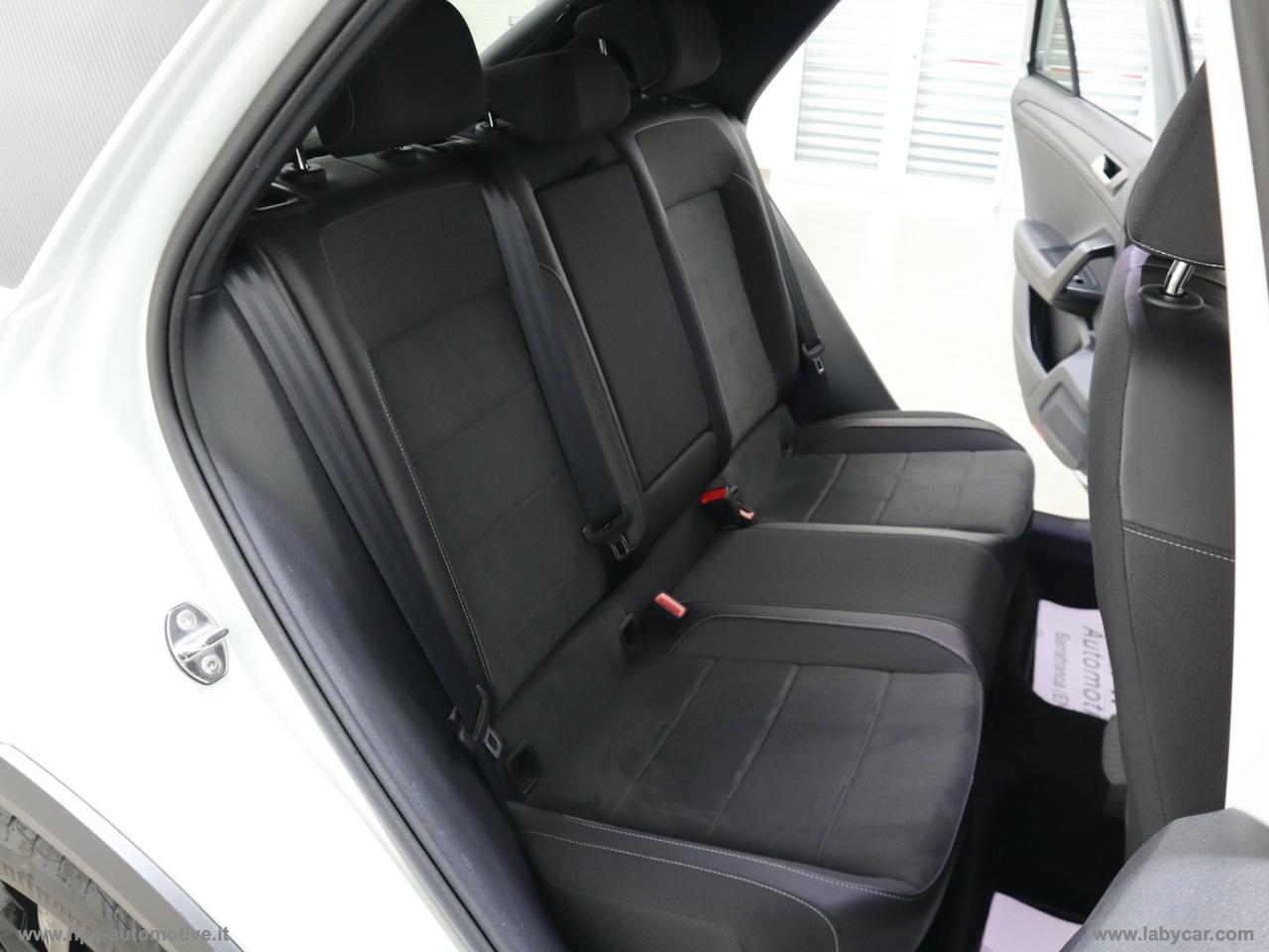 VOLKSWAGEN T-Roc 2.0TDI R-LINE NAVI LED PELLE MATRIX