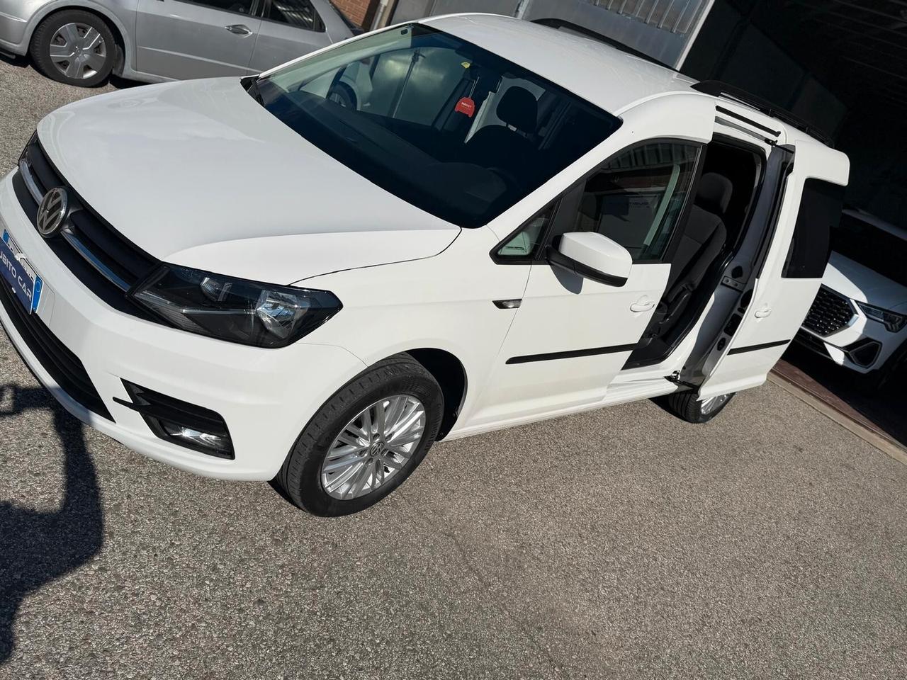 Volkswagen Caddy MAXI 2.0 TDI 150 CV 4MOTION 7POSTI AUTOVETTURA