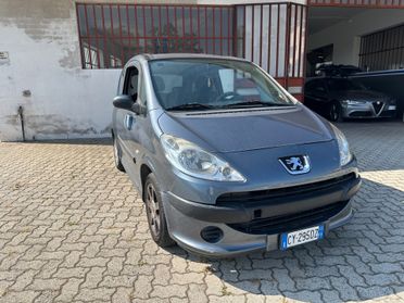 Peugeot 1007 1.4 HDi Trendy