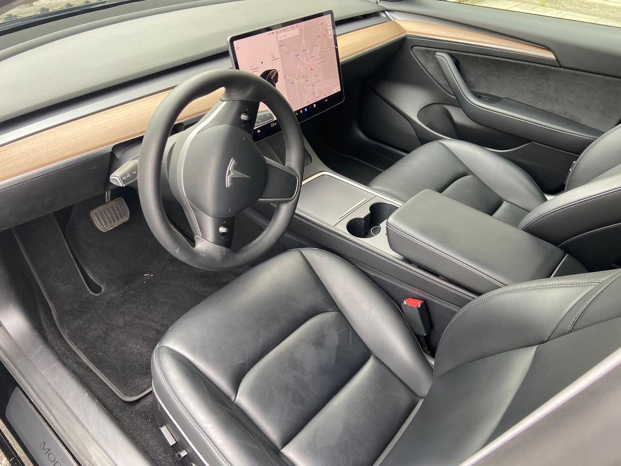 Tesla Model 3 Long Range