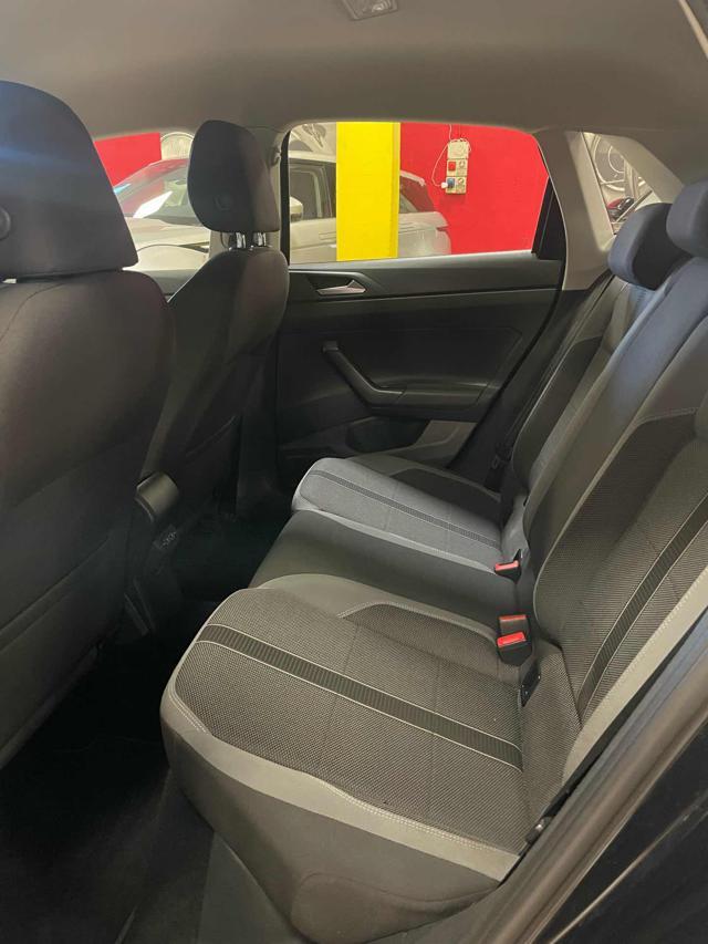 VOLKSWAGEN Polo 1.0 TSI 5p.Highline **ALLESTIMENTO R-LINE**