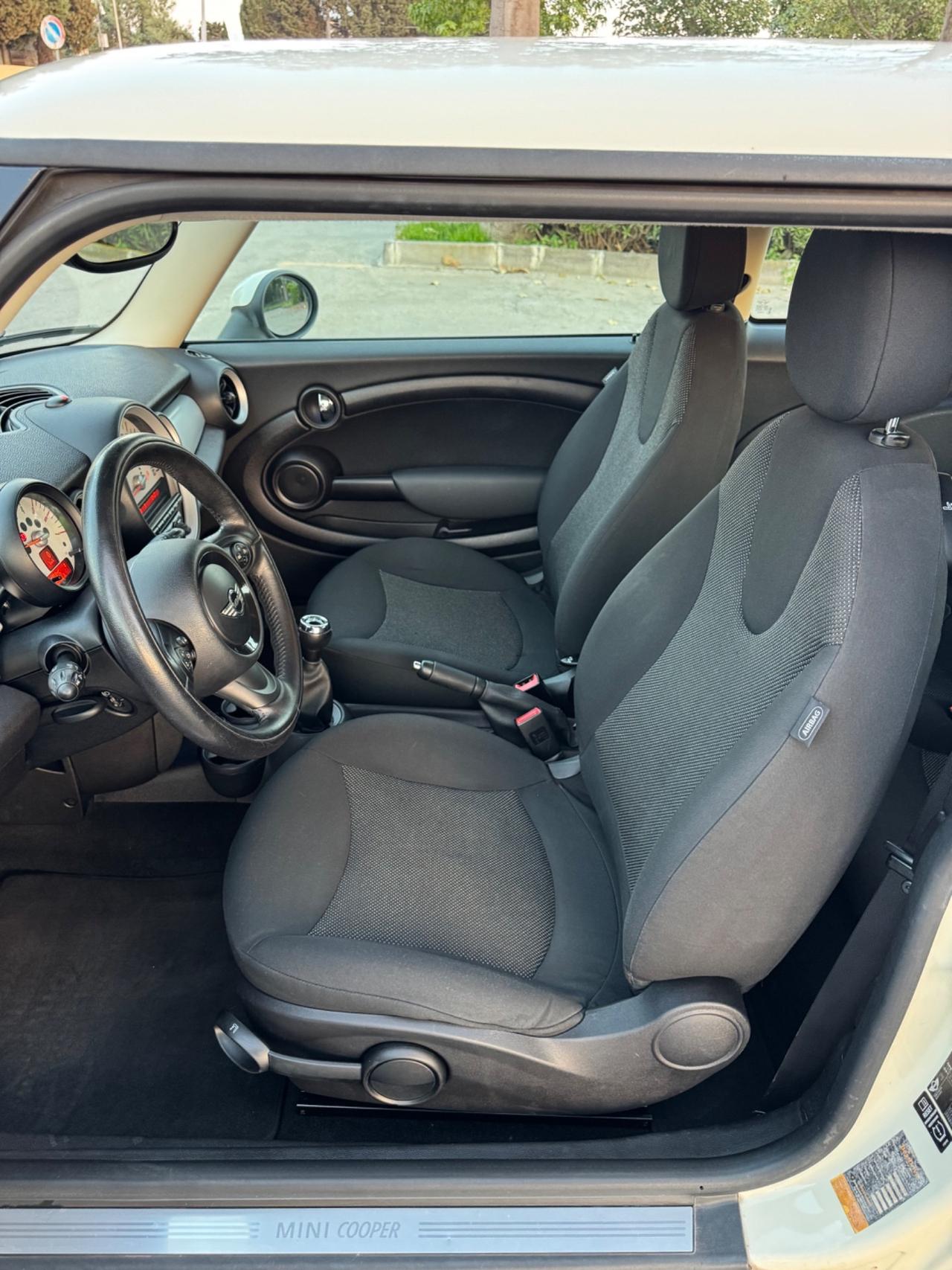 Mini Cooper 1.6 diesel