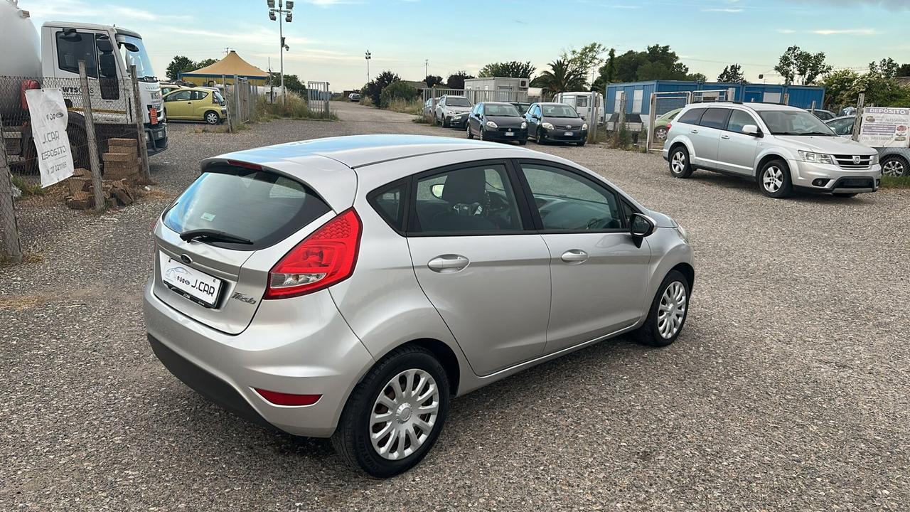 Ford Fiesta 1.2 82 CV 5 porte Titanium