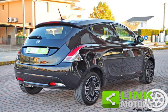 LANCIA Ypsilon 1.2 69 CV 5 porte S&S Gold