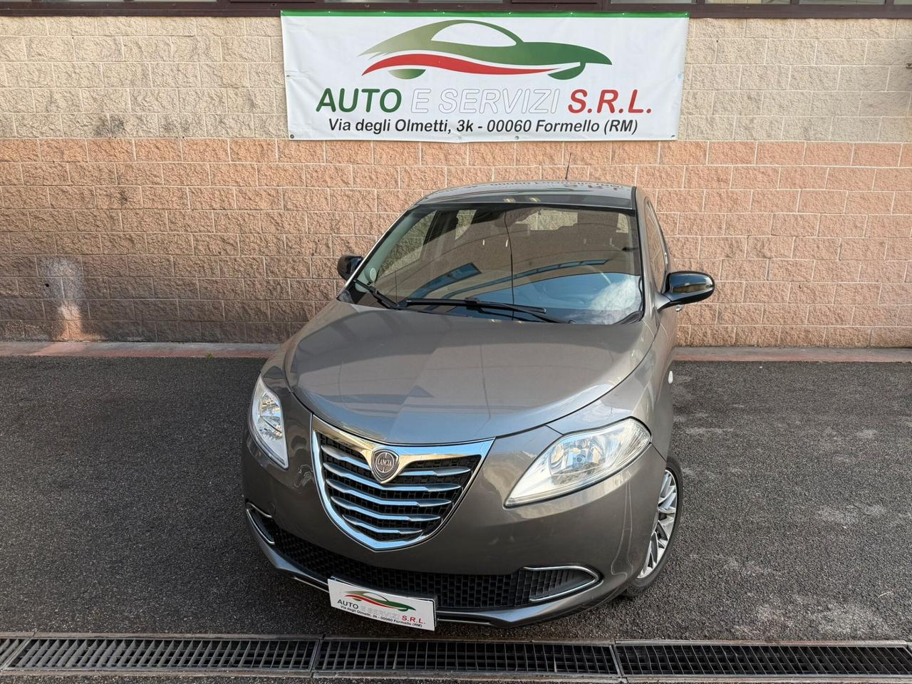 Lancia Ypsilon 0.9 TwinAir 85 CV 5 porte S&S Platinum