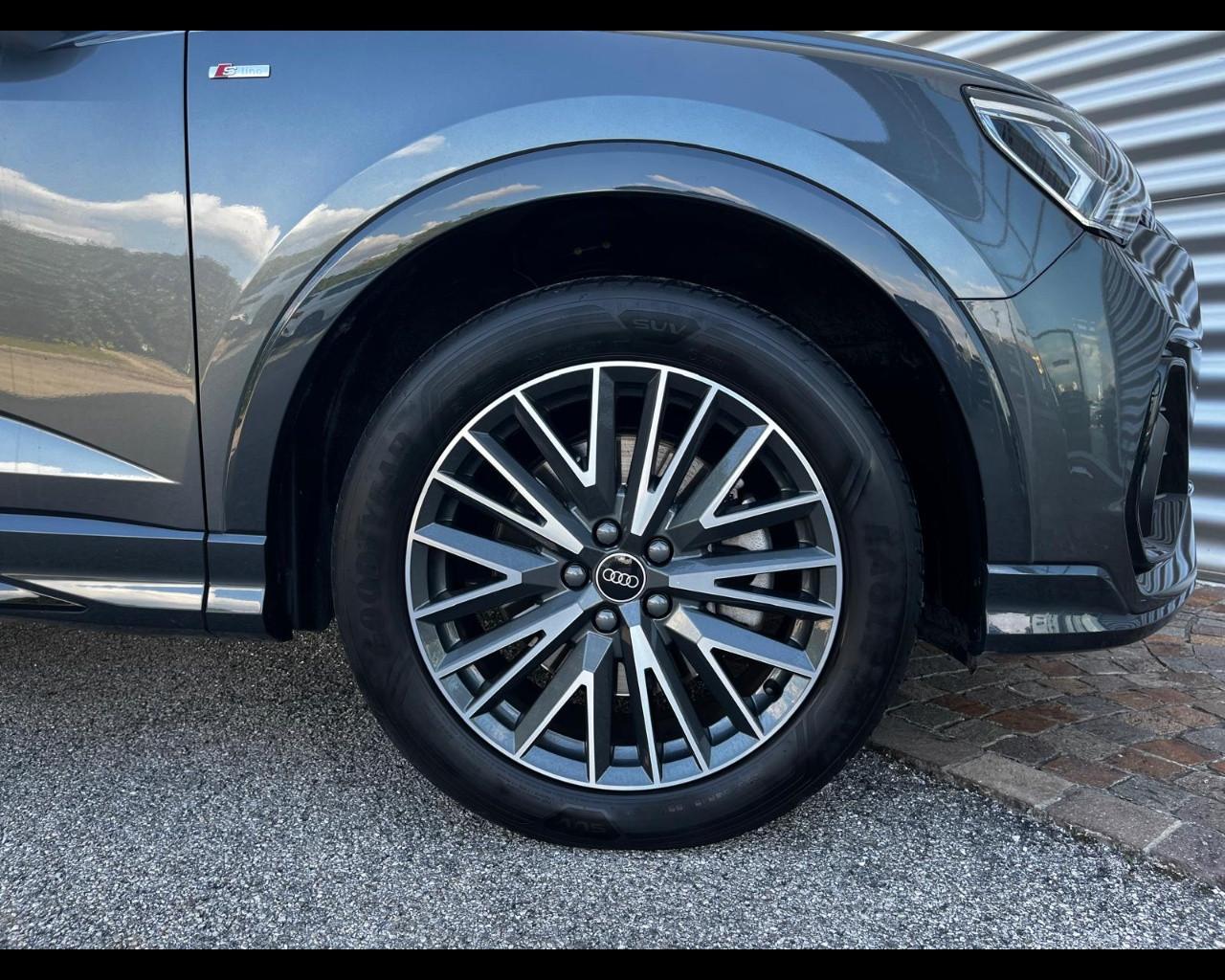 AUDI Q3 SPORTBACK 45 TFSI e S-TRONIC SLINE EDITION