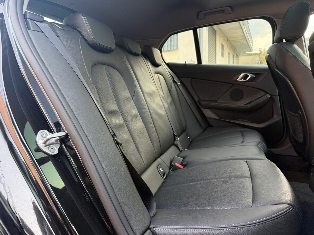 Bmw 118d 150cv Advantage 2021