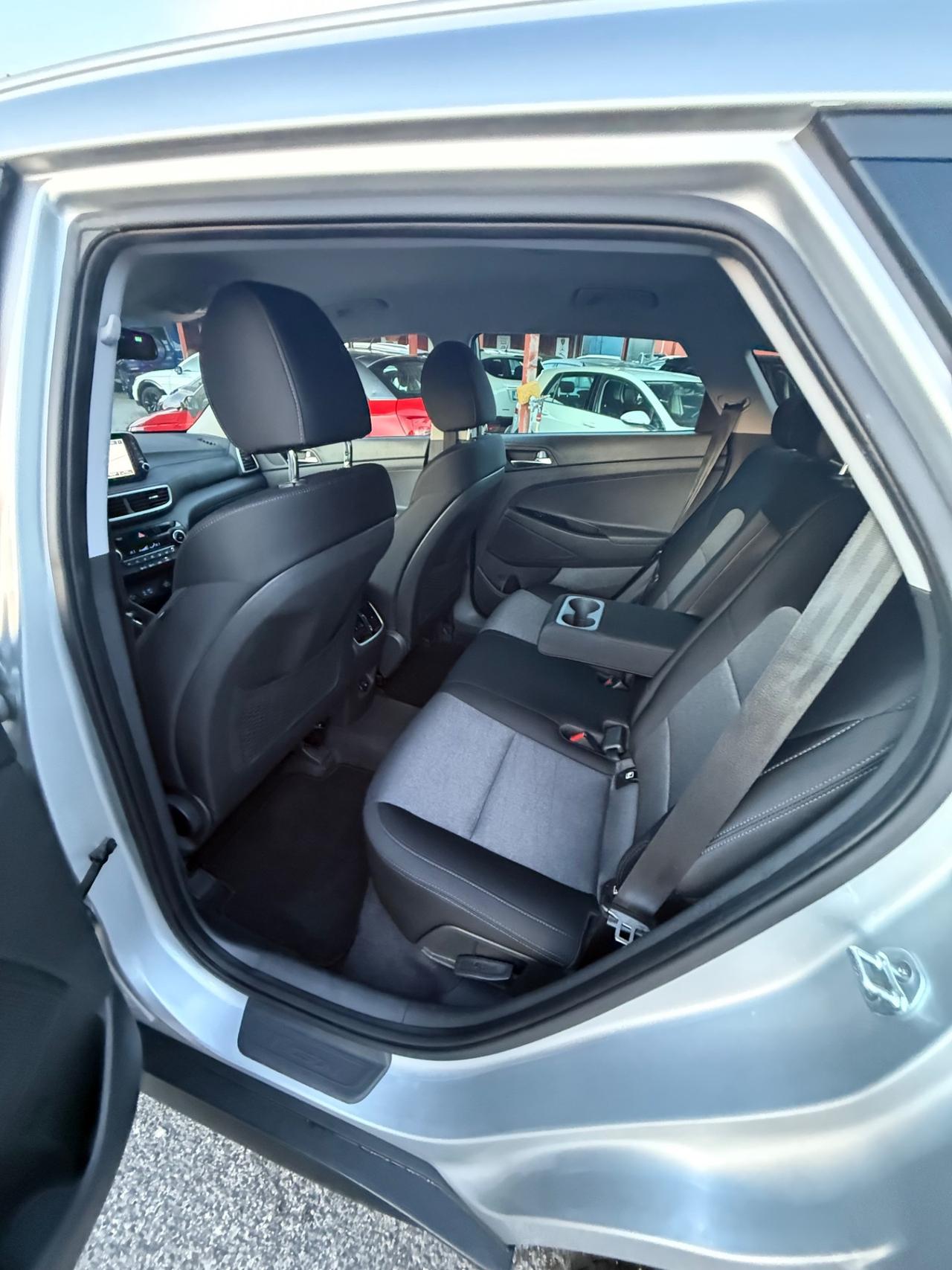 Tucson 1.6 CRDi HYBRID-( 43 mila km )unipro-rate-garanzia