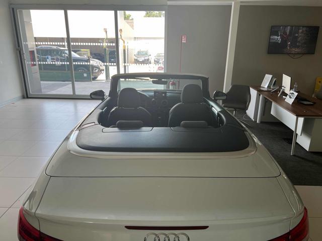 AUDI A3 Cabrio 1.6 TDI 116 CV Design