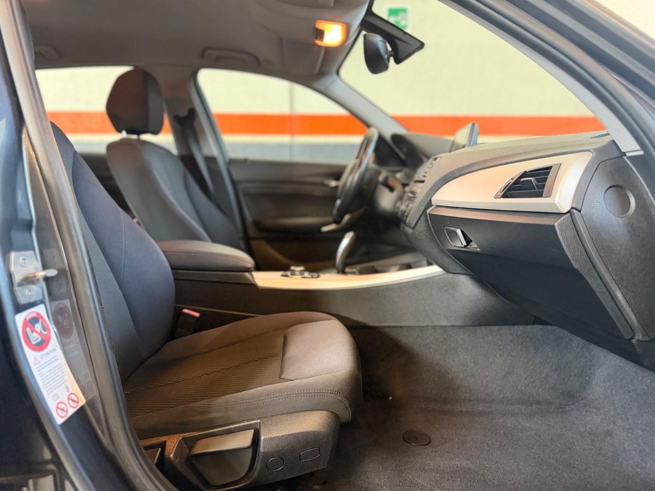 Bmw 116 116d 5p. Sport AUTOMATICO NEOPATENTATI
