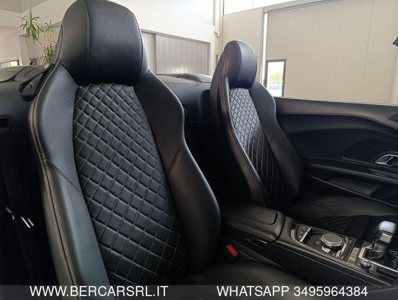 Audi R8 Spyder 5.2 FSI quattro S tronic plus