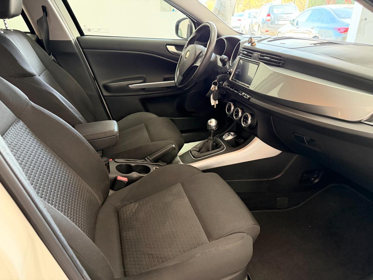 Alfa Romeo Giulietta 1.4 Turbo 120 CV GPL Distinctive