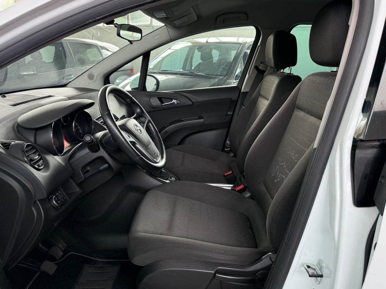 Opel Meriva 1.7 CDTI 110CV b-color