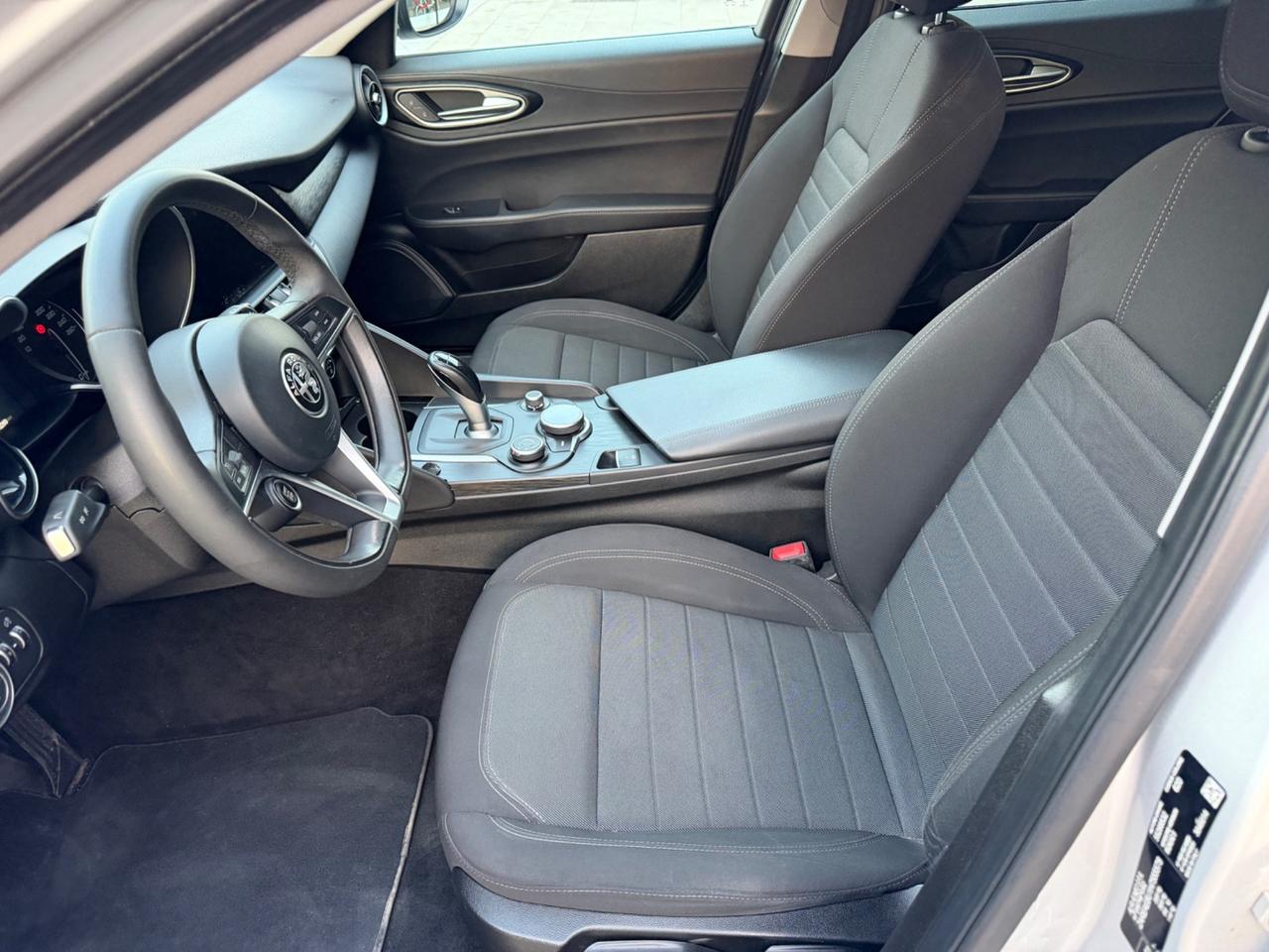 Alfa Romeo Giulia 2.2 Turbodiesel 150 CV AT8 Business