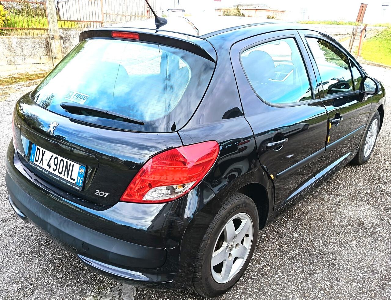 Peugeot 207 1.4 GPL PERMUTA