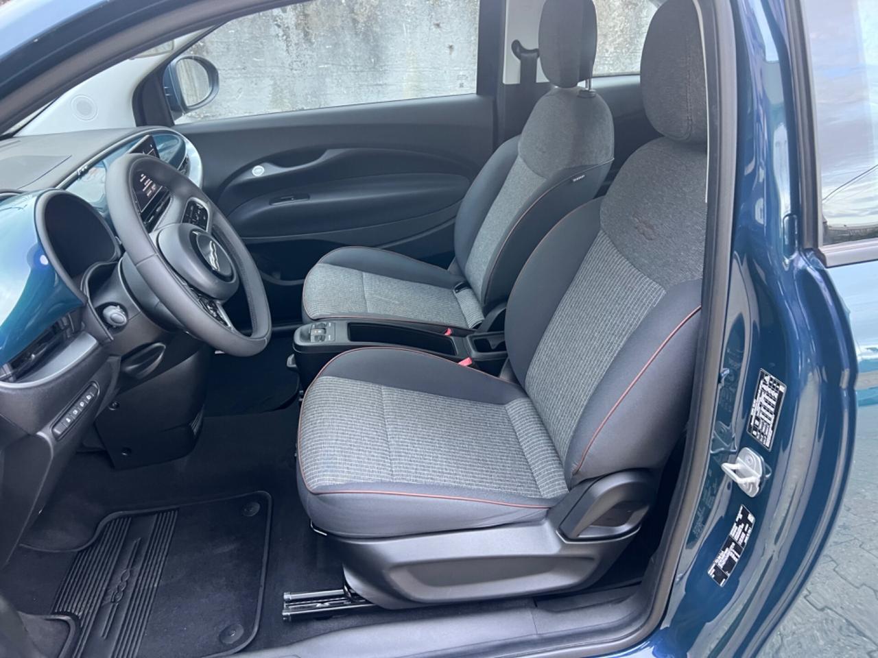 Fiat 500 500e Berlina 42 kWh