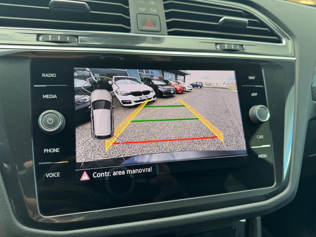 Volkswagen Tiguan 2.0 TDI 150 CV SRC DSG R-Line FULL SERVICE