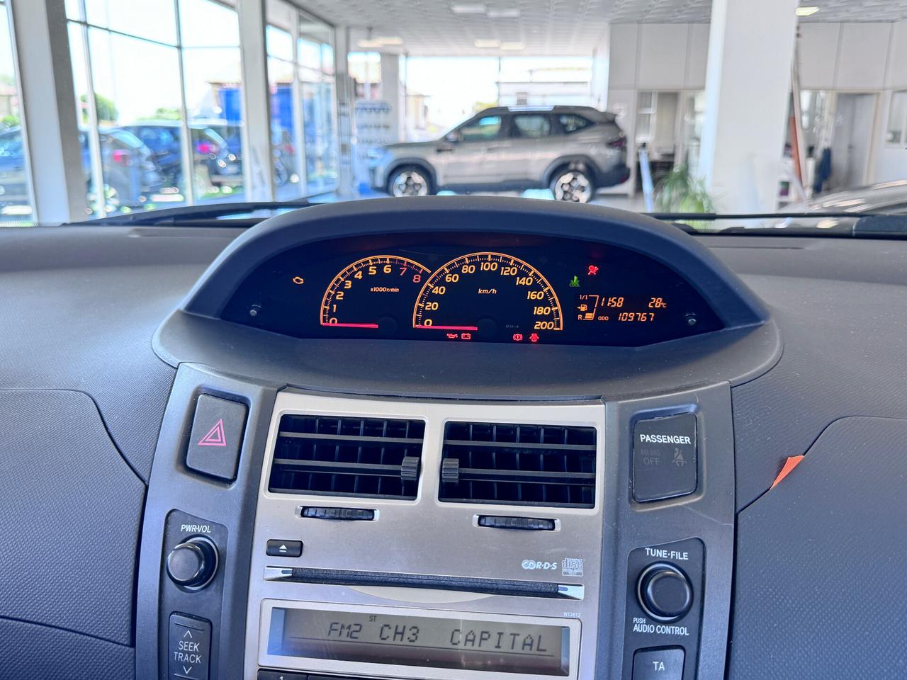 Toyota Yaris 1.0 5 porte Now