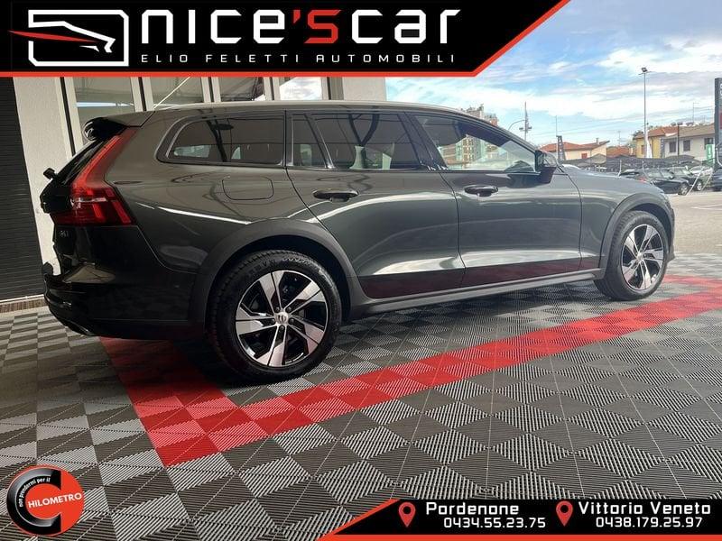 Volvo V60 Cross Country V60 Cross Country B4 (d) AWD Geartronic