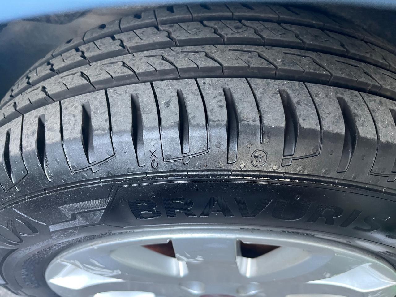 FIAT QUBO FULL OPTIONAL CON I POSTI 2015