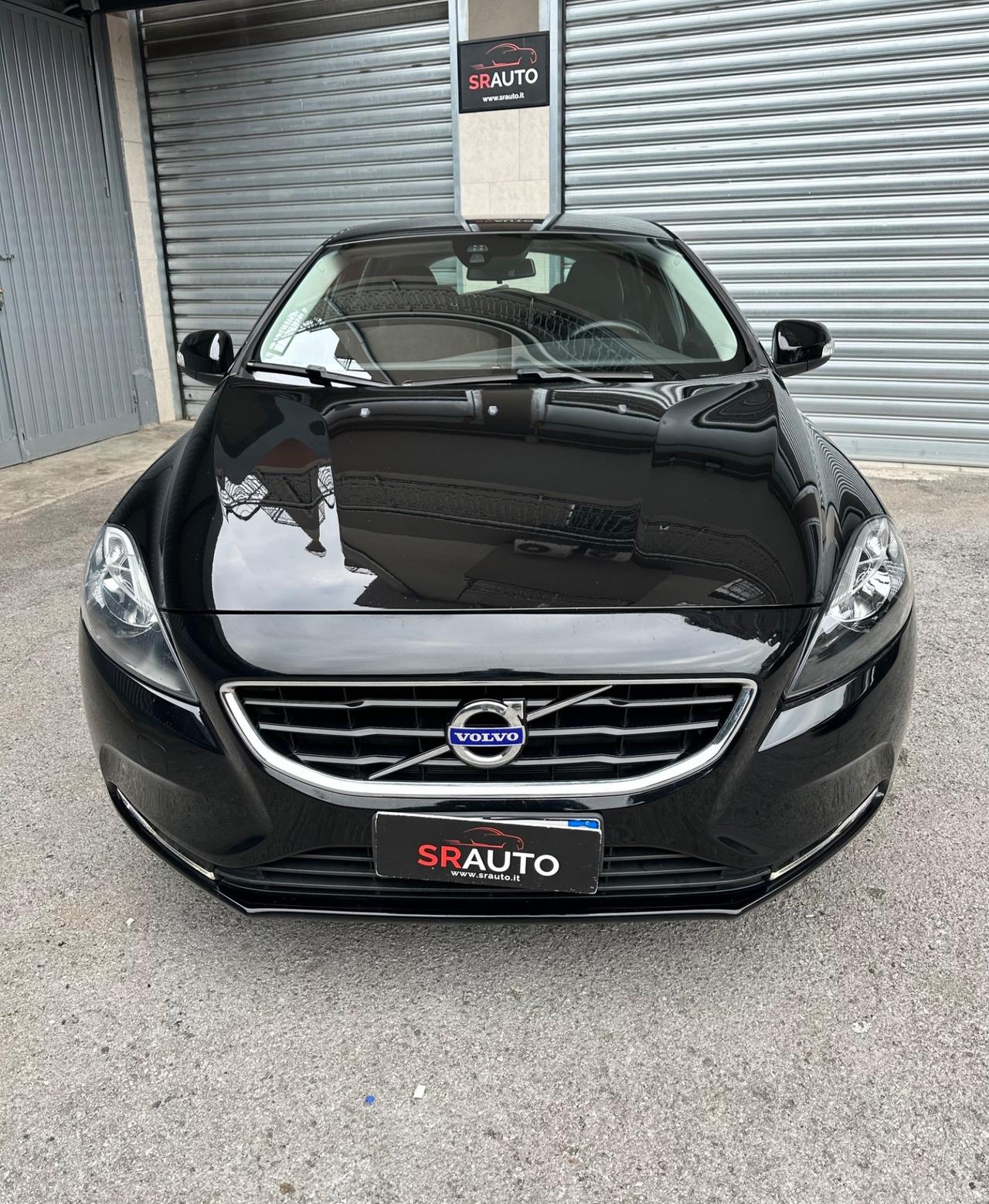 Volvo V40 D2 ‘eco’ Momentum 2.0 diesel 120cv