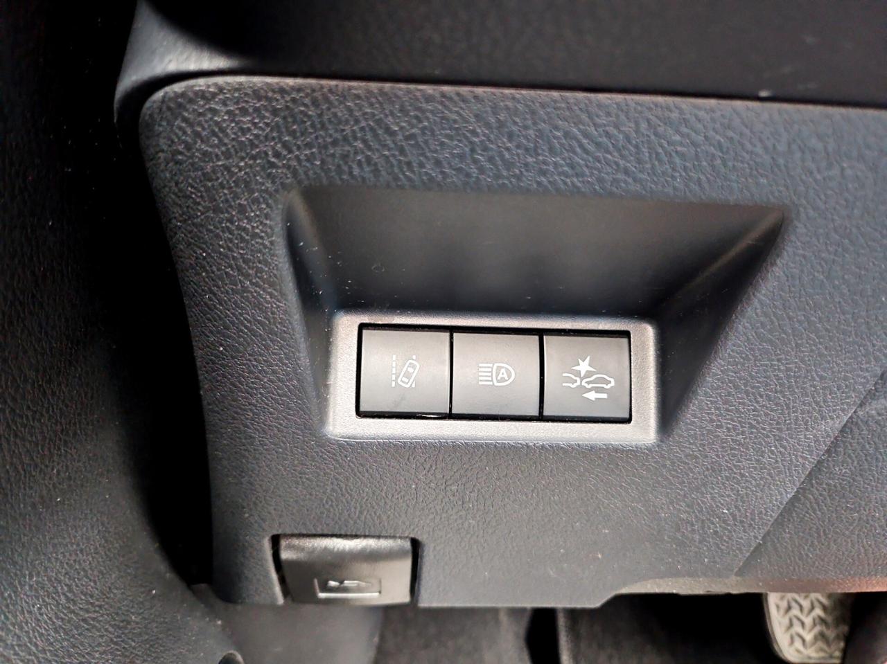 Toyota Yaris 1.5 Hybrid 5 porte Style FULL NEOPATENTATI