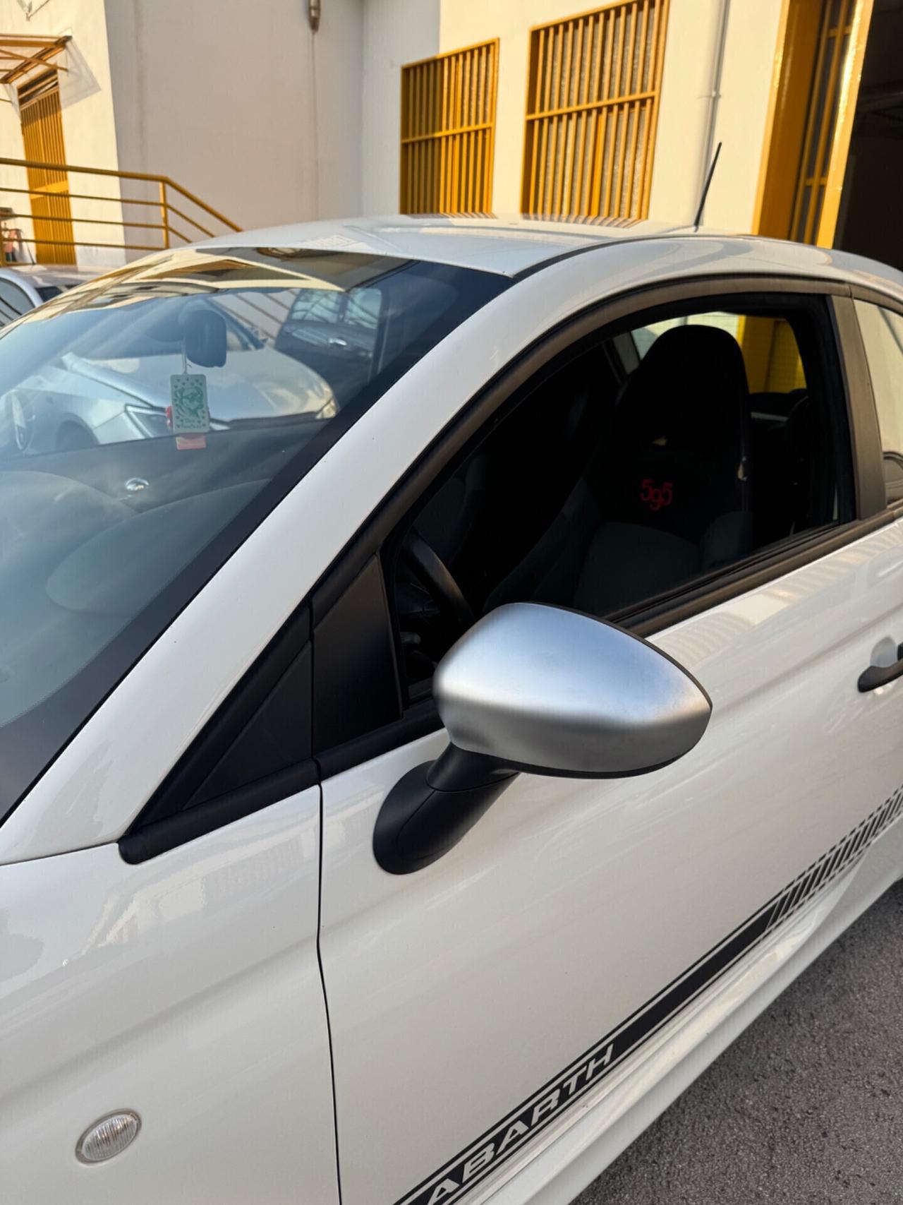 Abarth 595 1.4 Turbo T-Jet 160 CV Competizione