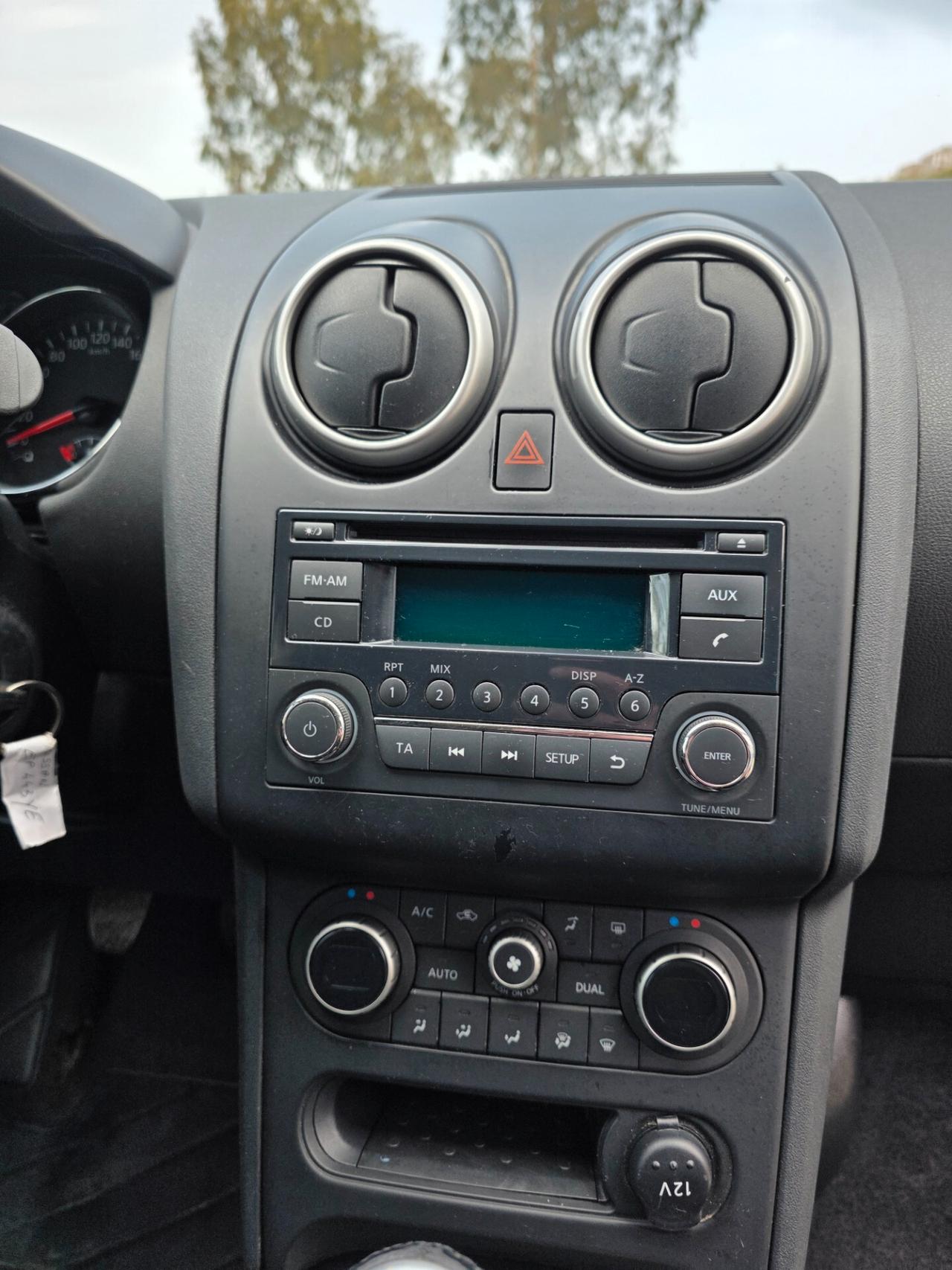 Nissan Qashqai 1.6 dCi 4WD DPF Tekna