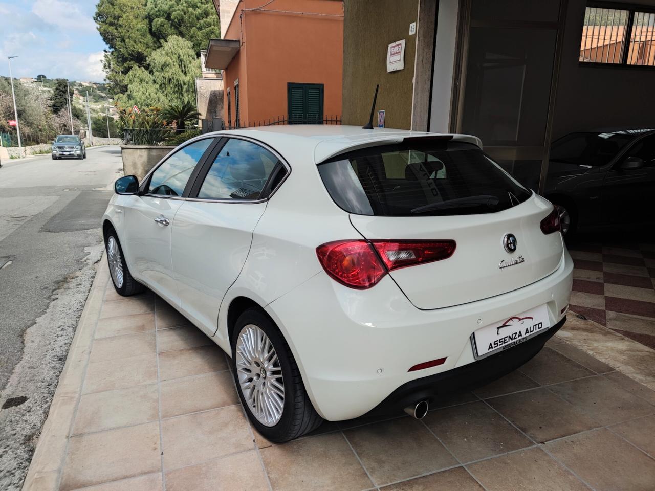 Alfa Romeo Giulietta 1.4 T-Jet GPL Distinctive