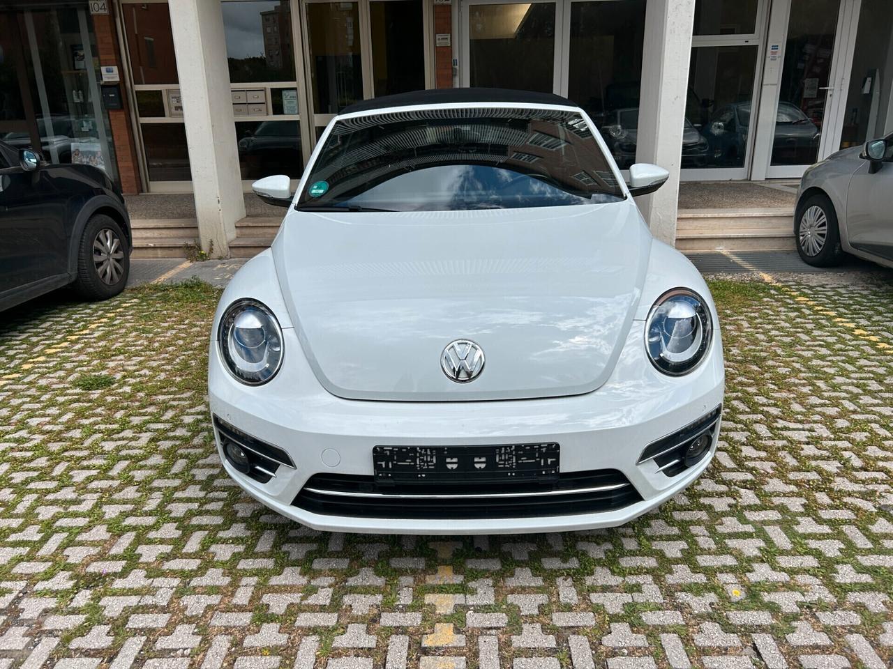 Volkswagen Maggiolino Cabrio /SOUND/Led/Navi/17''/Tagliandi uff