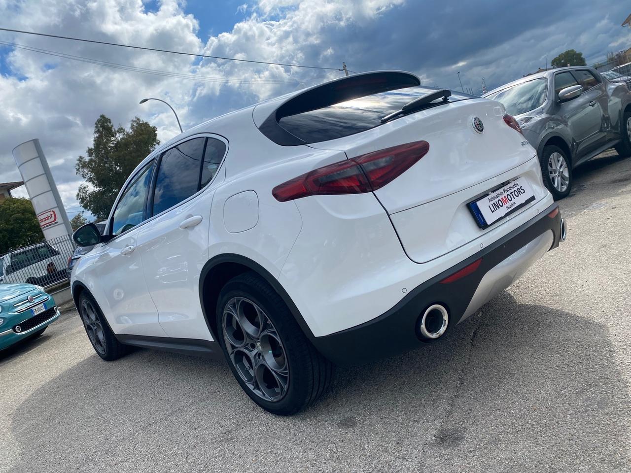 Alfa Romeo Stelvio 2.2 Turbodiesel 180 CV AT8 RWD Executive